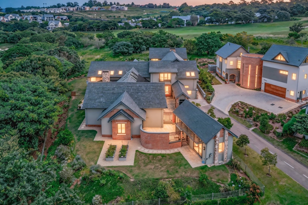 Double-storey house for sale in Cotswold Downs Estate - 1KF1647151 Double-storey house for sale in Cotswold Downs Estate - 1KF1647151