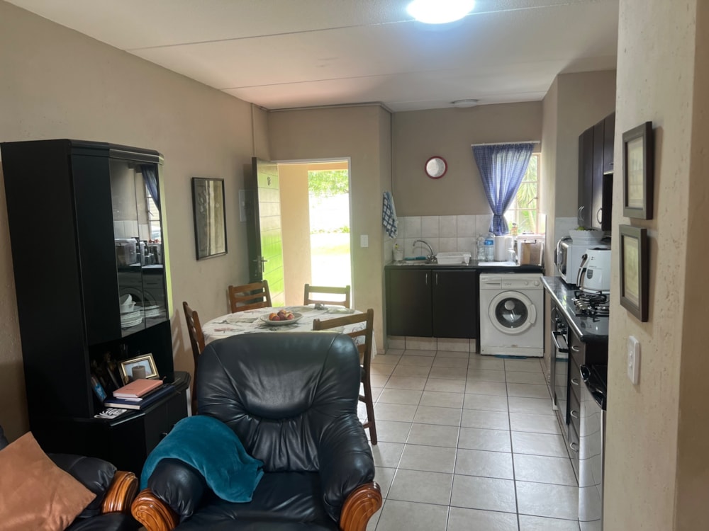 Apartment for sale in Brentwood Park, Benoni - EN1733917