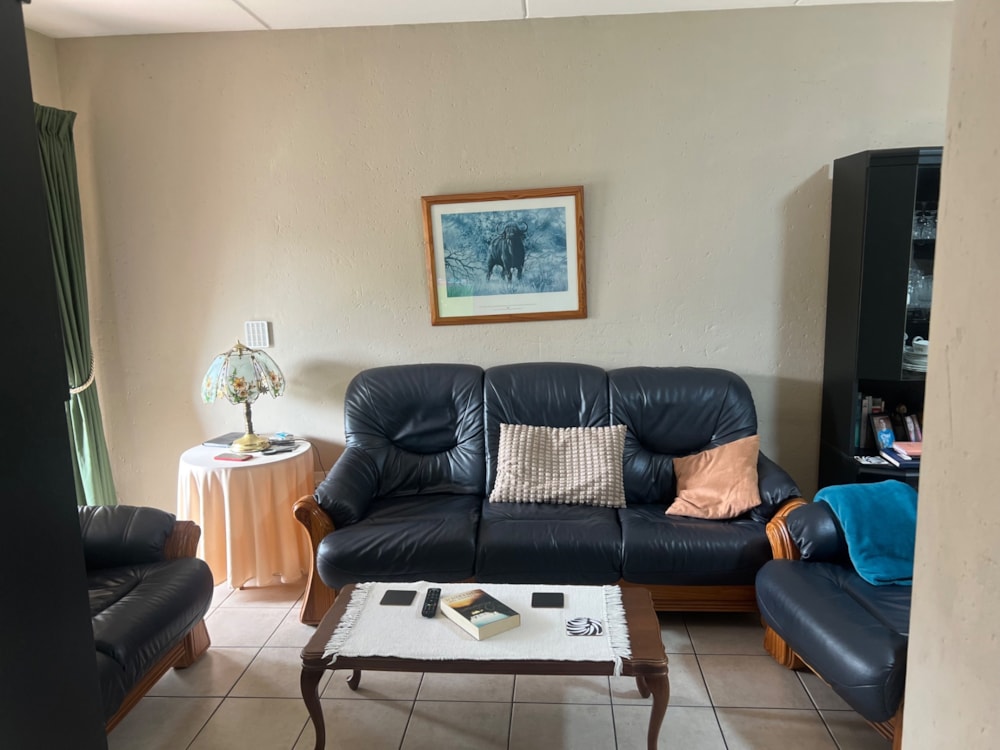 Apartment for sale in Brentwood Park, Benoni - EN1733917