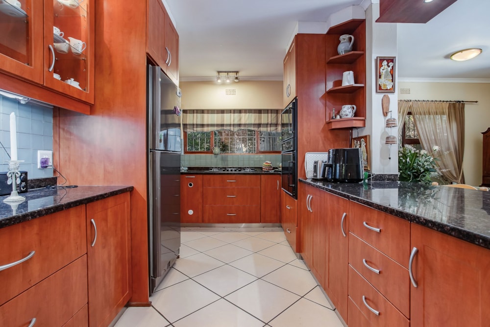 House for sale in Van Riebeeck Park, Worcester - TK1732403 House for sale in Van Riebeeck Park, Worcester - TK1732403