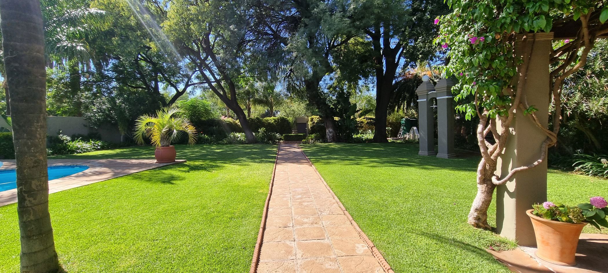 House for sale in Memorial Road Area - 1KJ1735636