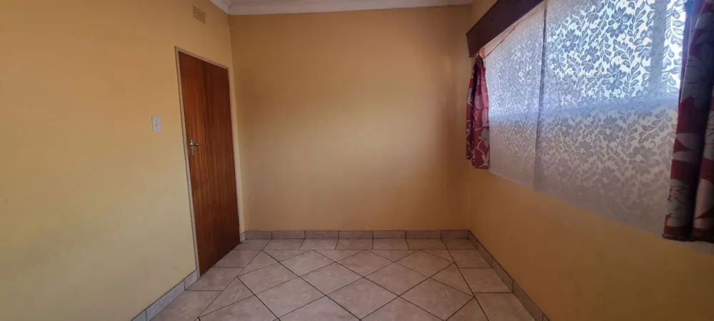House let in New Park - 1KJ1723983