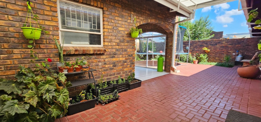 Townhouse for sale in Three Rivers North - 1VT1734160