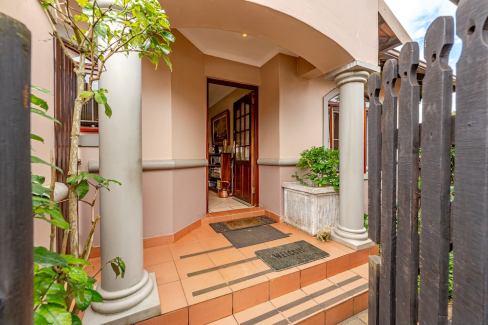 House for sale in Le Domaine Estate - 1KF1735133