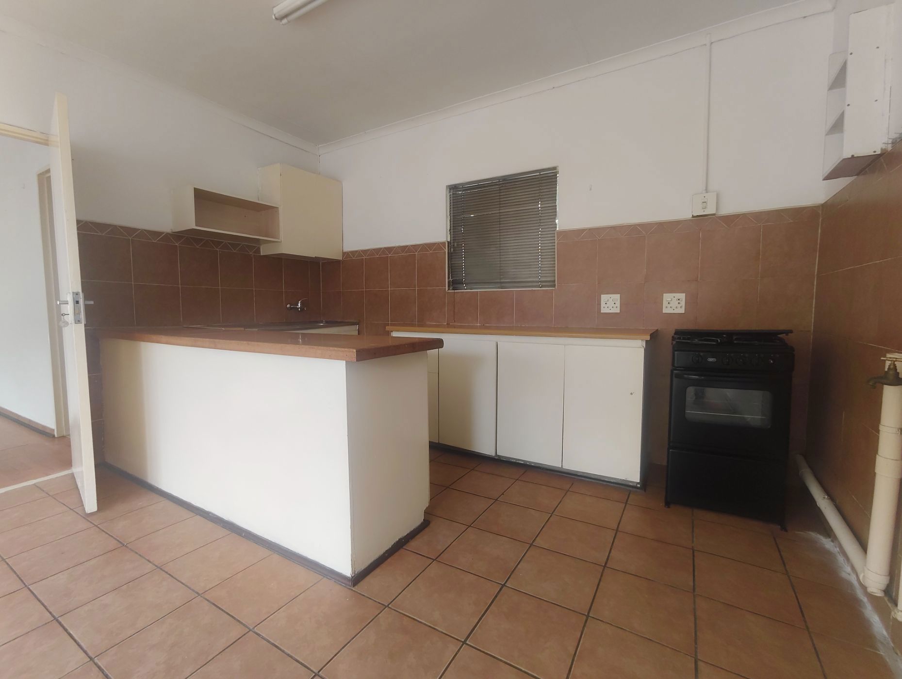 Apartment to rent in Three Rivers Ext 1 - 1VT1730045