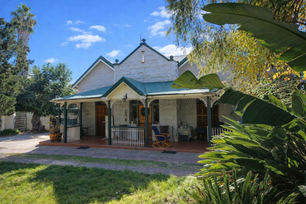 House for sale in Oudtshoorn North - 1OU1660923 House for sale in Oudtshoorn North - 1OU1660923