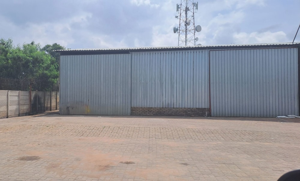 Commercial industrial property to rent in Ellisras (Lephalale) - 1ER1730630 Commercial industrial property to rent in Ellisras (Lephalale) - 1ER1730630