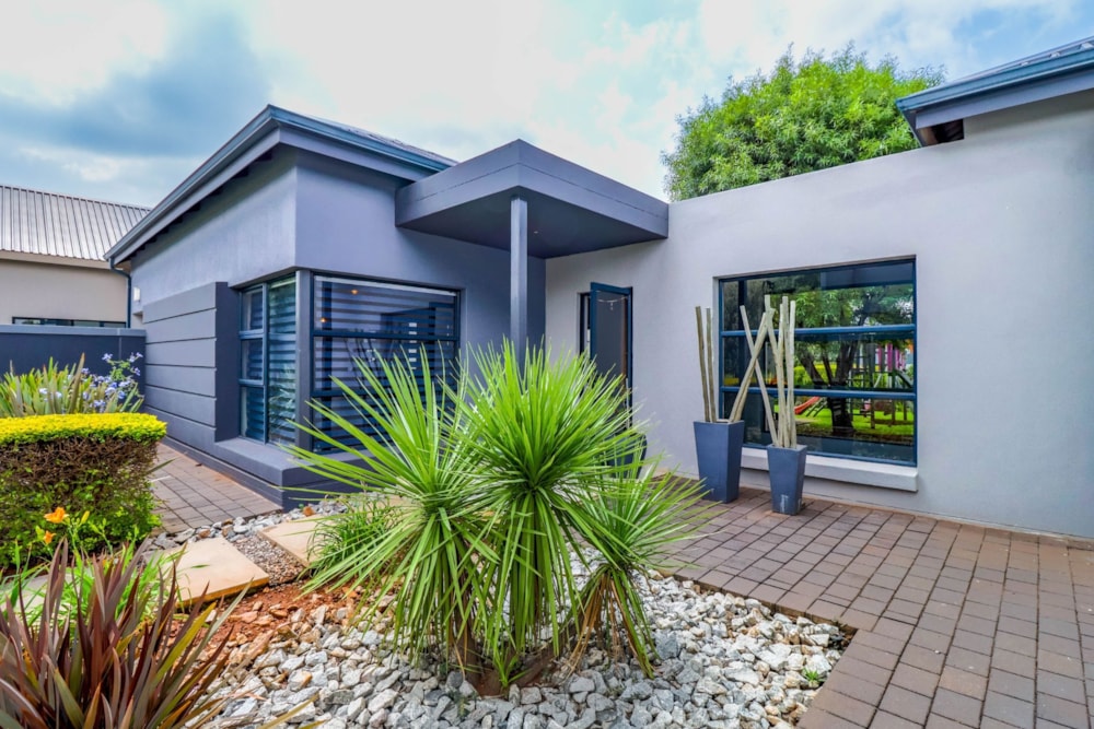 House for sale in Midstream Estate - CN1735084