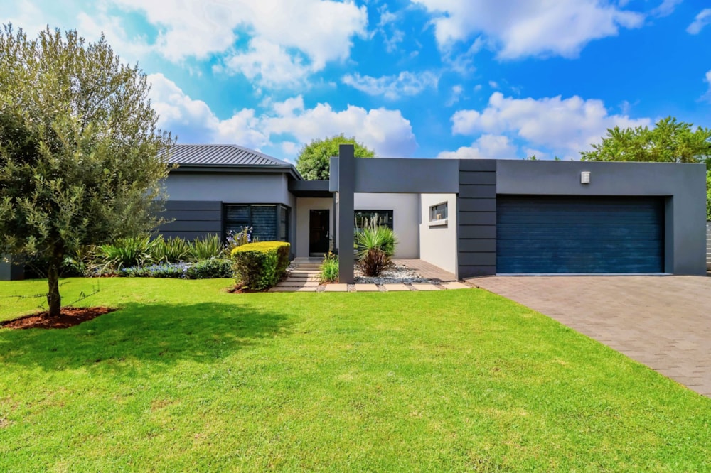 House for sale in Midstream Estate - CN1735084