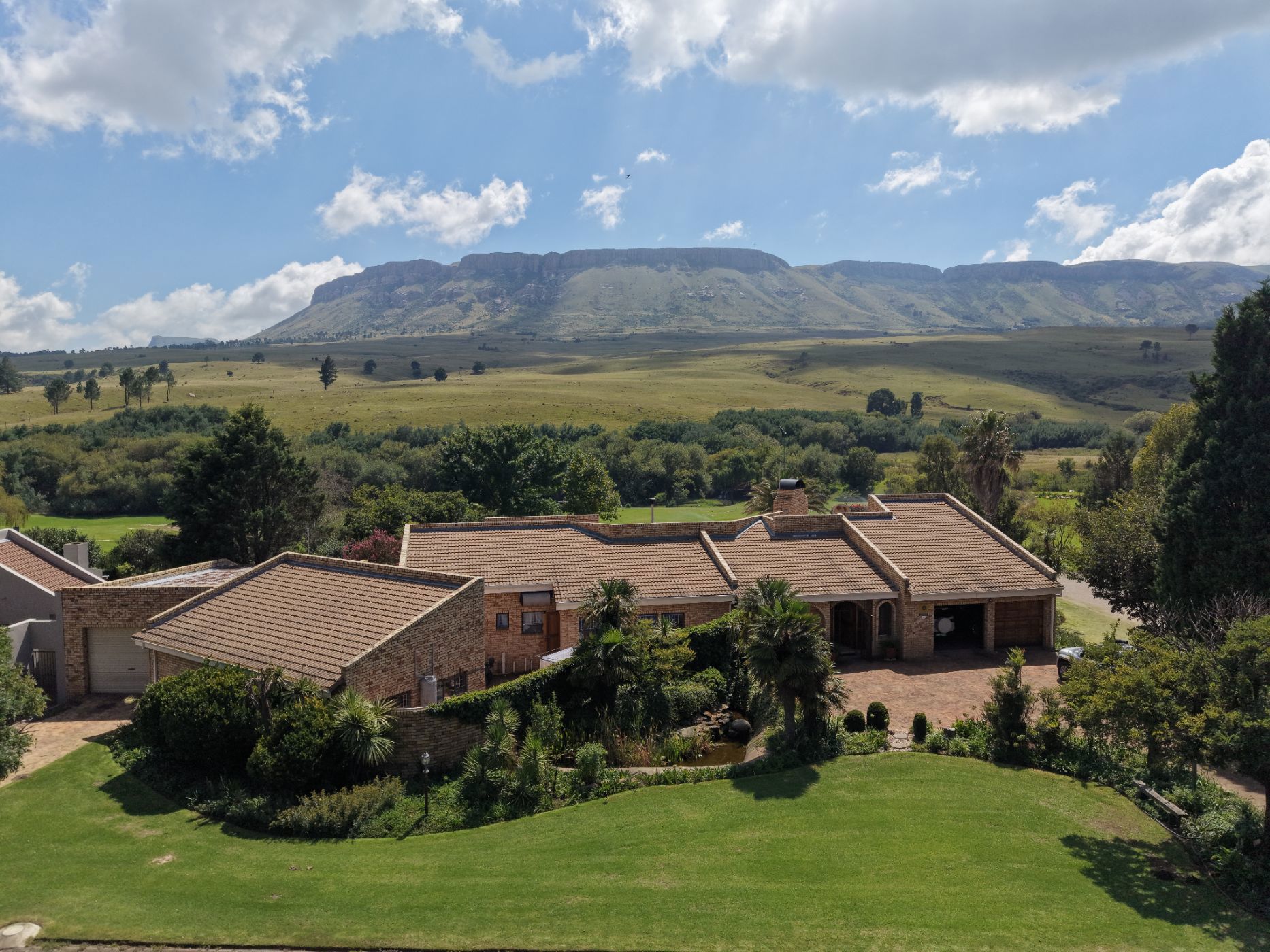 House for sale in Harrismith - 1BTH1699177