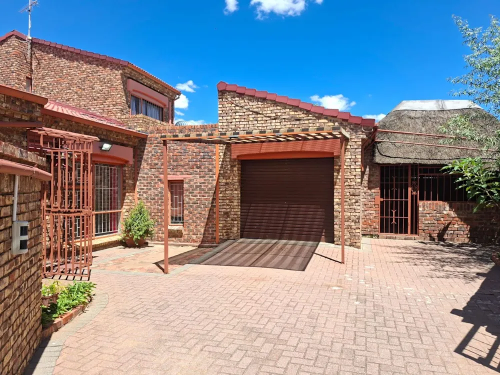 Townhouse sold in Riebeeckstad, Free State - 1WM1731694 Townhouse sold in Riebeeckstad, Free State - 1WM1731694