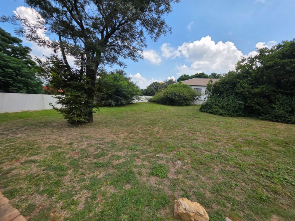 Vacant land for sale in Kosmos Ridge - 1HR1675000