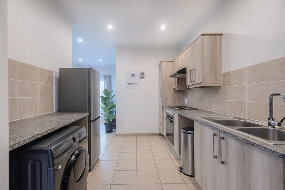 Apartment for sale in Wilgeheuwel - RAN1733093