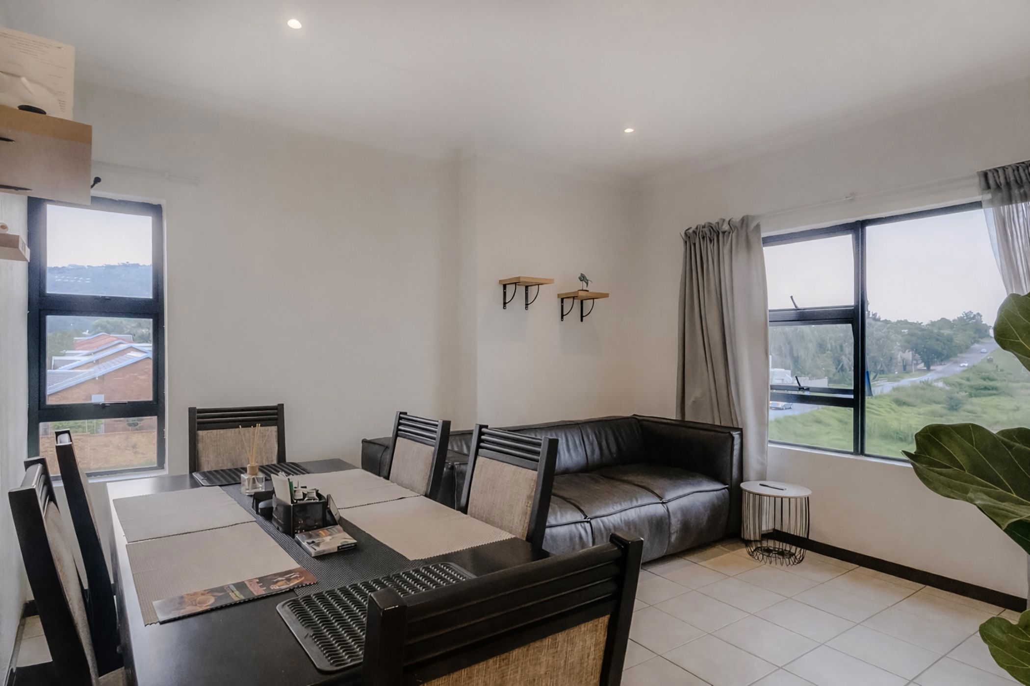 Apartment for sale in Wilgeheuwel - RAN1733093