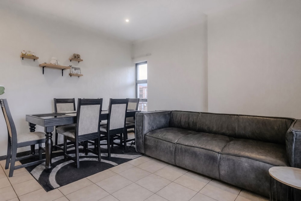 Apartment for sale in Wilgeheuwel - RAN1733093