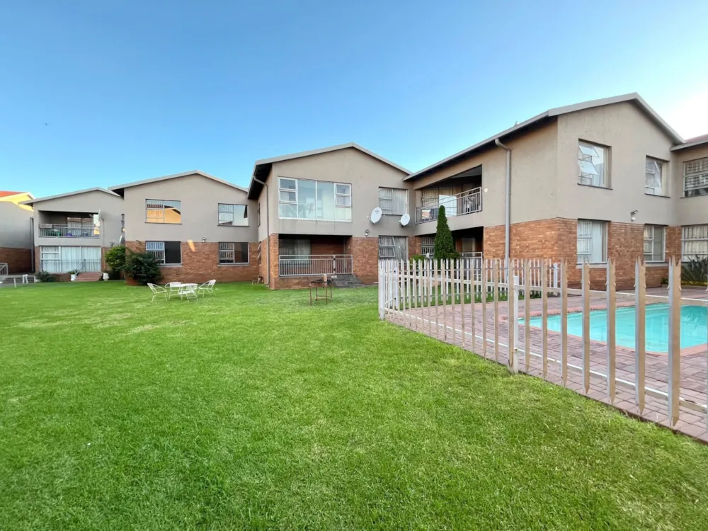 Apartment for sale in Vanderbijlpark CE 3 - 1VT1722588