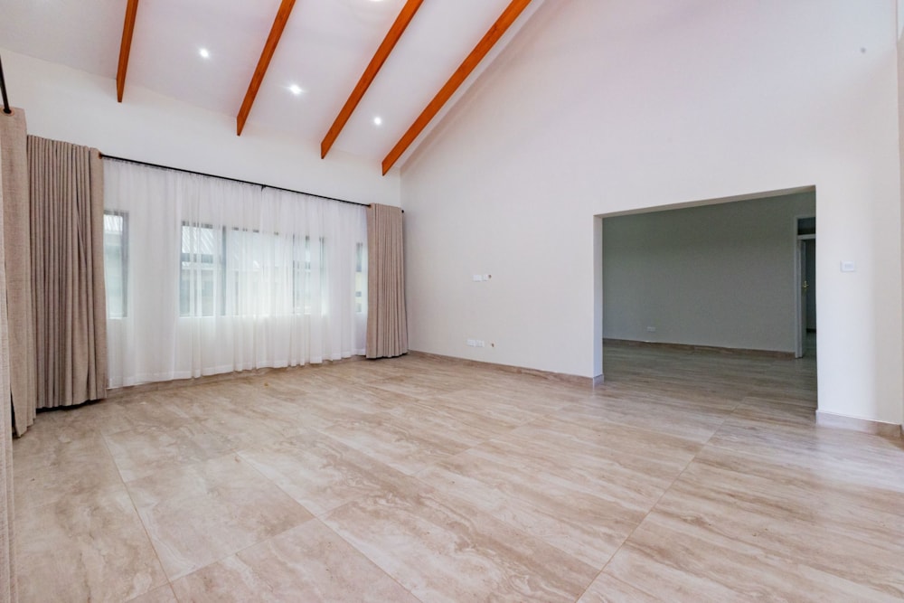 Cluster for sale in Lewisam, Zimbabwe - 3ZB1679653 Cluster for sale in Lewisam, Zimbabwe - 3ZB1679653