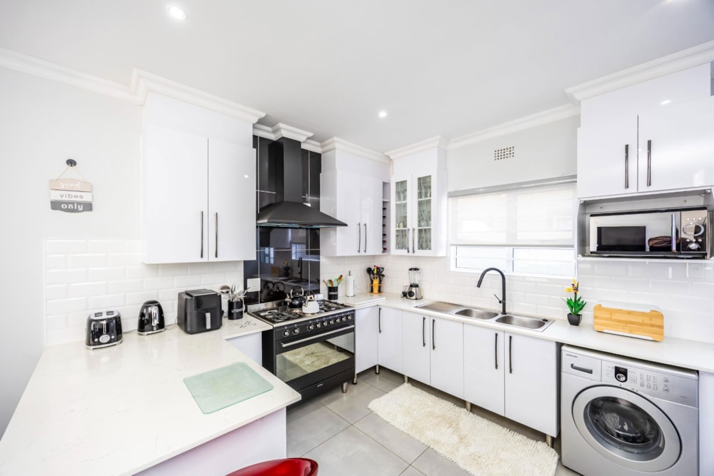 House sold in Gonubie - 1EZ1733845