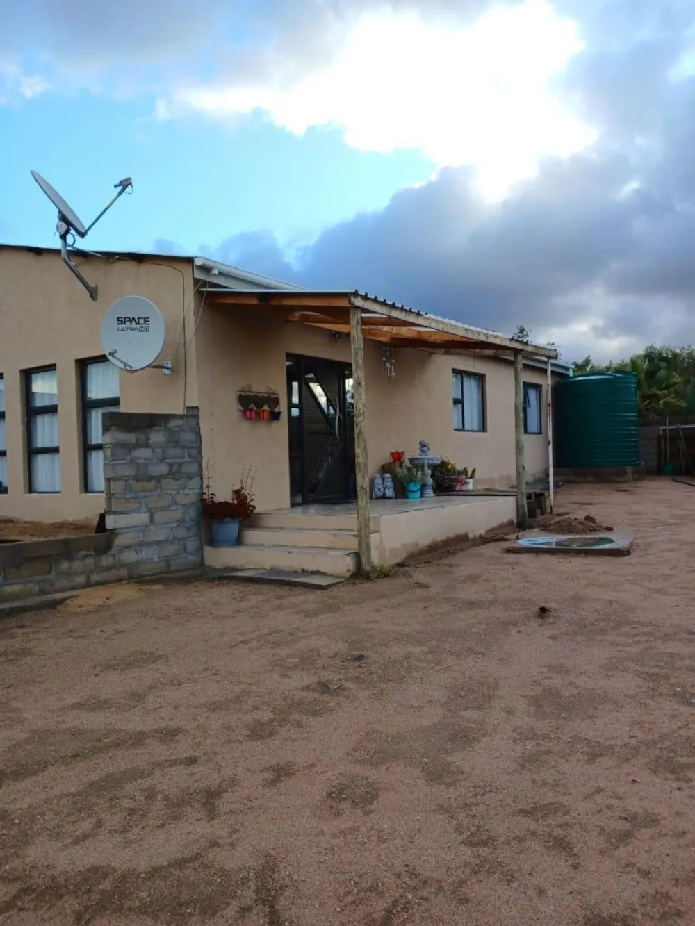 House for sale in Kamieskroon, Northern Cape - 1NA1734456