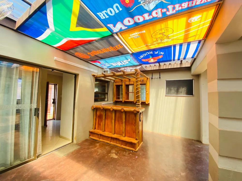 House let in Signal Hill, Newcastle - 1NW1742086