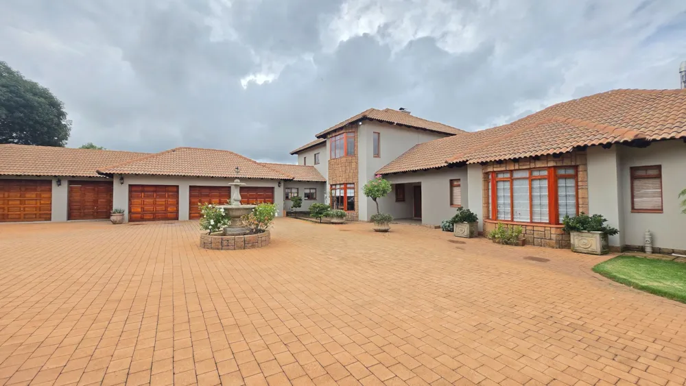 House for sale in Mooikloof - PT1732401 House for sale in Mooikloof - PT1732401
