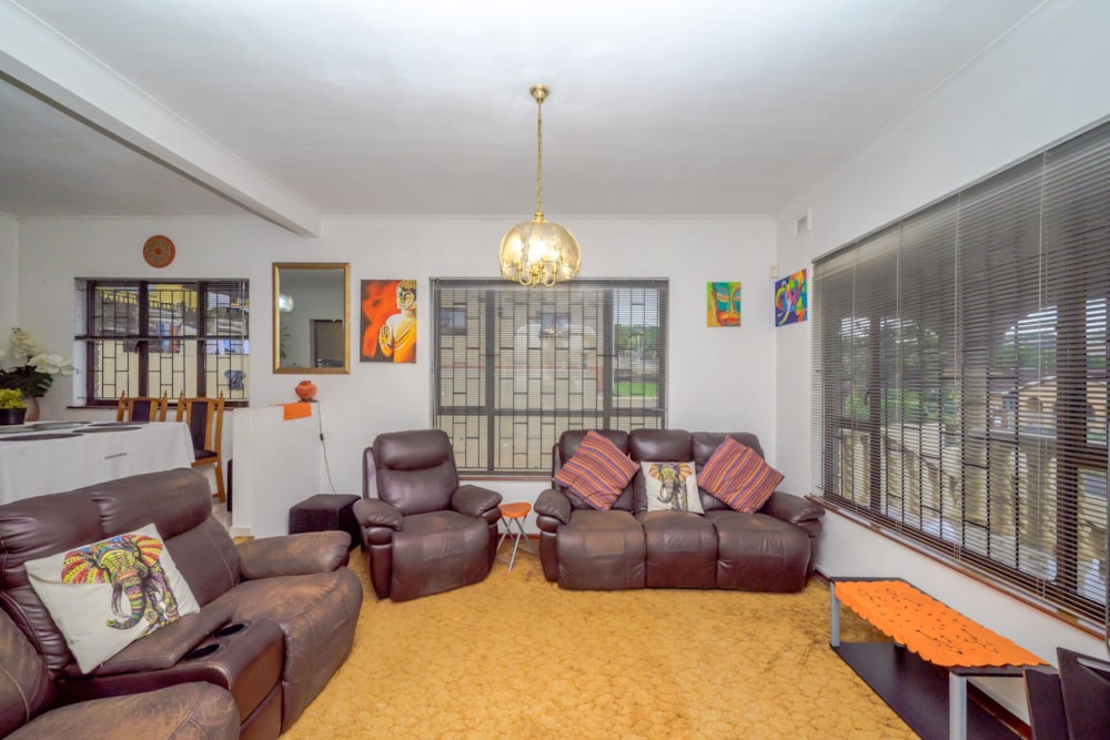 House for sale in Effingham Heights - 1ND1732350