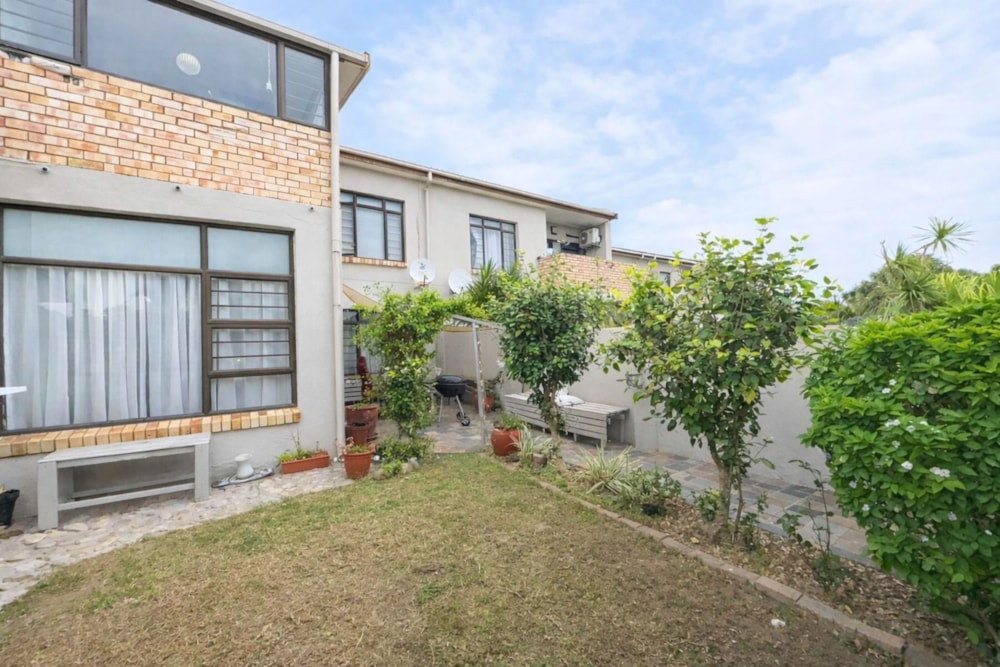 Townhouse to rent in Bluewater Bay, Port Elizabeth, Gqeberha - 1PLZ1713708 Townhouse to rent in Bluewater Bay, Port Elizabeth, Gqeberha - 1PLZ1713708