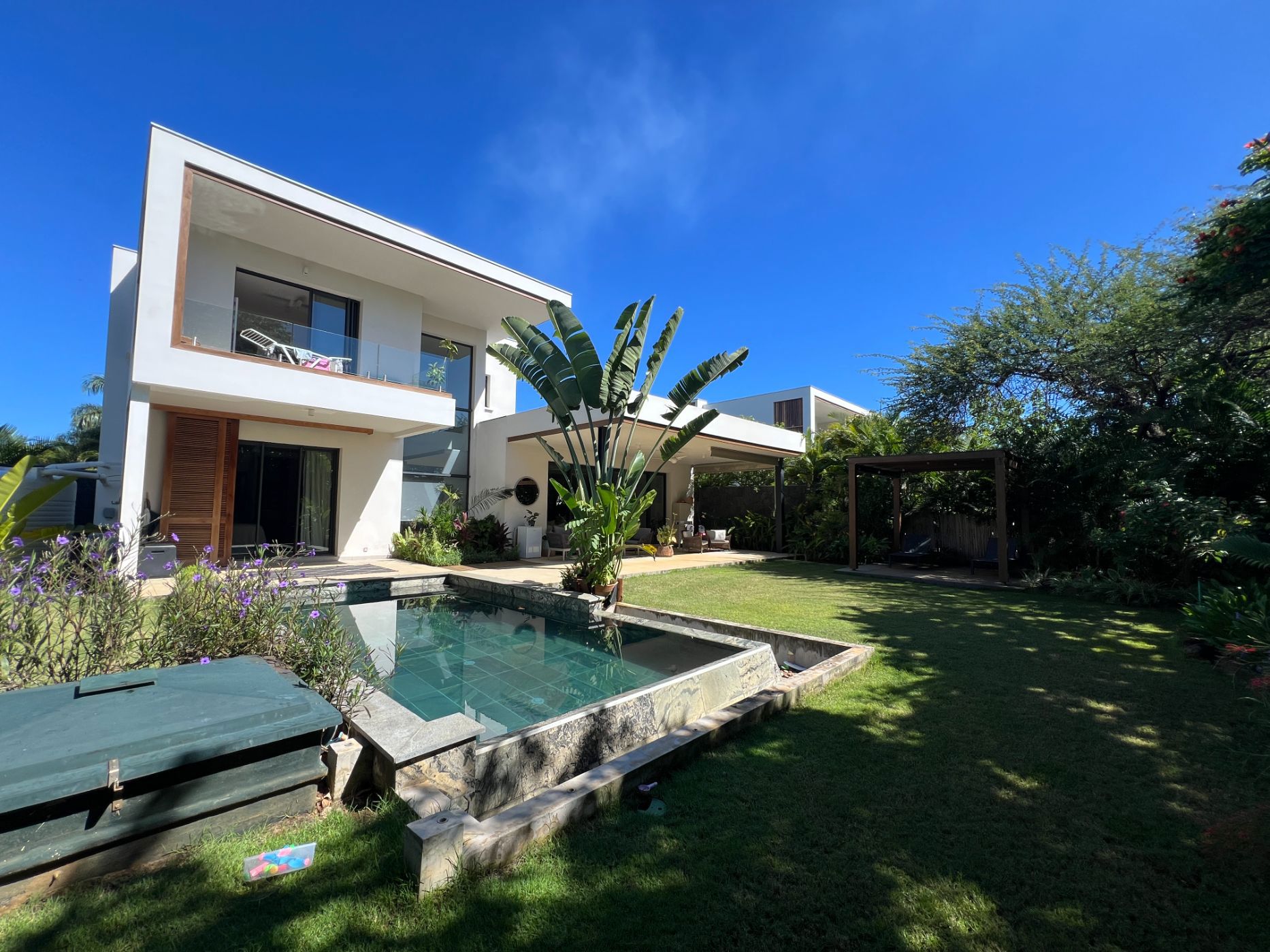 Double-storey house for sale in Tamarin, Mauritius - MUR1715562