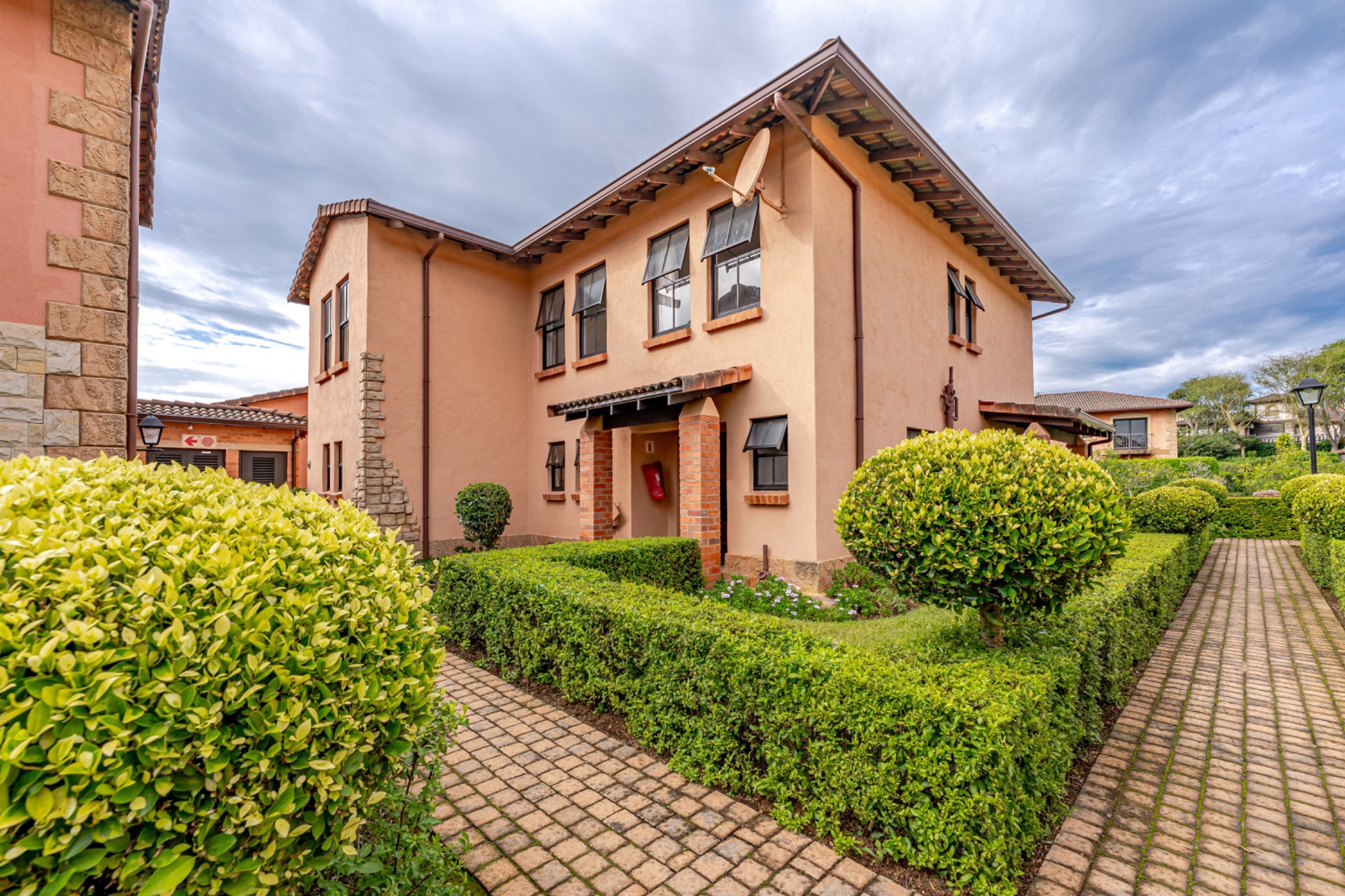 Double-storey apartment for sale in Plantations Estate - 1KF1732578