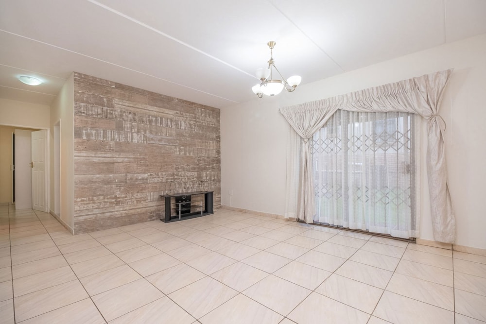 Townhouse for sale in Grobler Park - RAN1716644 Townhouse for sale in Grobler Park - RAN1716644