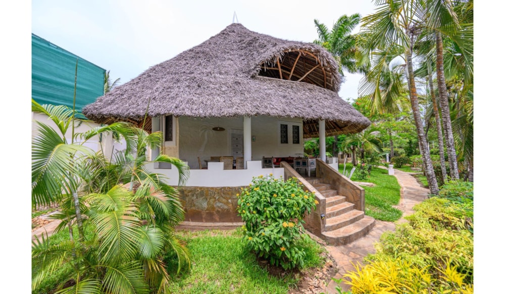 Cottage for sale in Galu, Kenya - 3KE1720447 Cottage for sale in Galu, Kenya - 3KE1720447