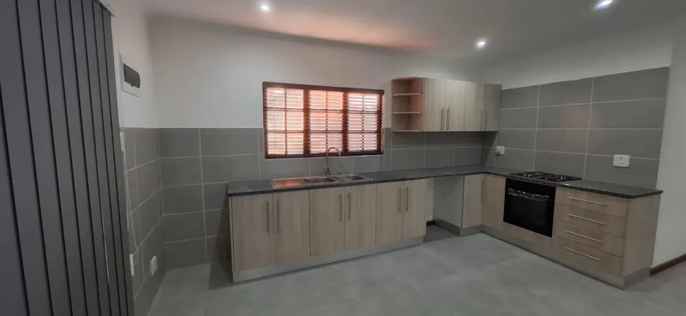 Cottage let in Crestholme - 1KF1731735