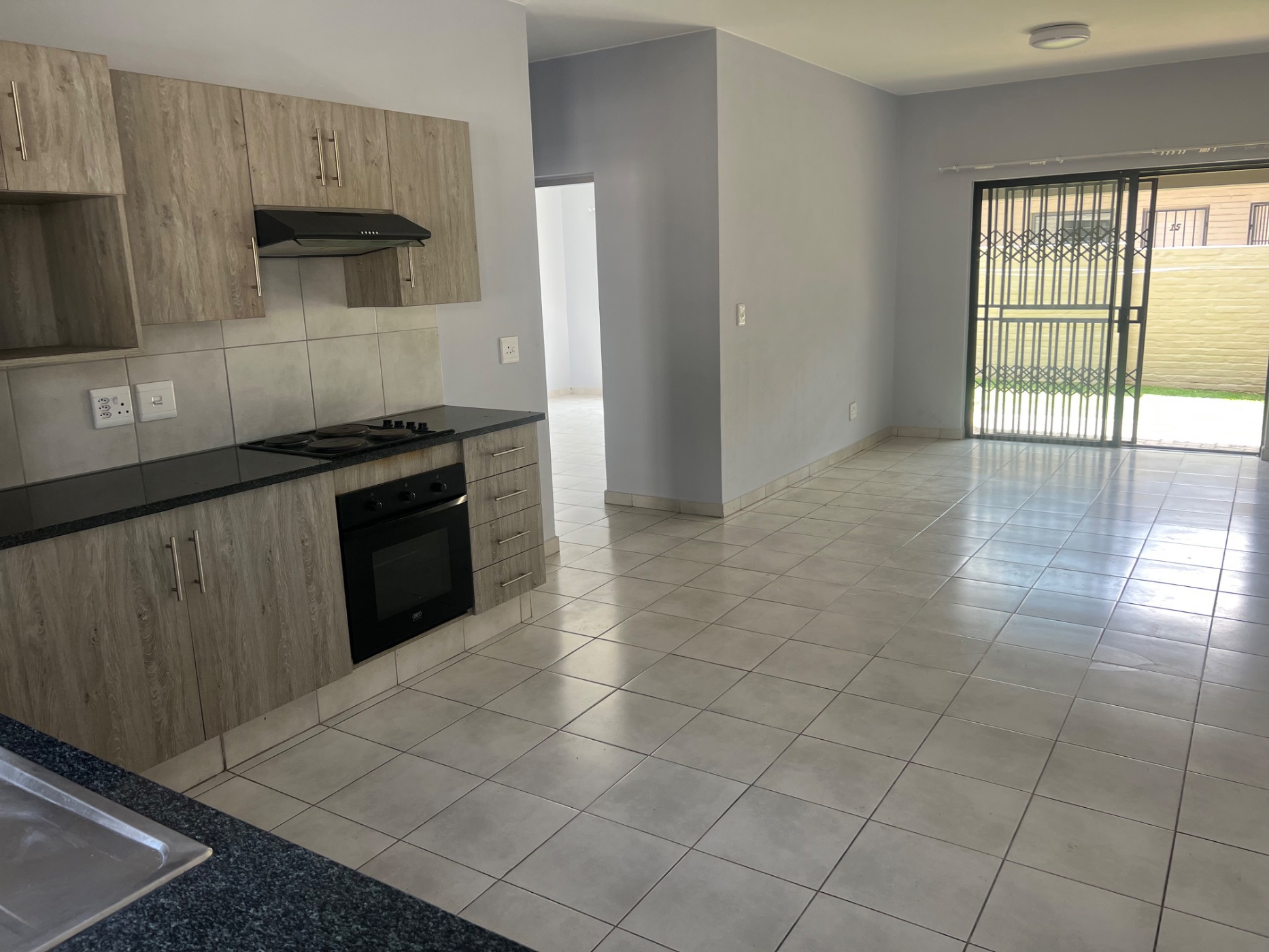 Apartment for sale in Brentwood Park, Benoni - EN1734233