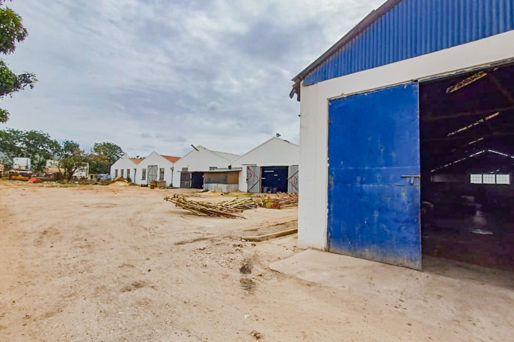 Commercial industrial property for sale in Mutare, Zimbabwe - 3ZB1732696