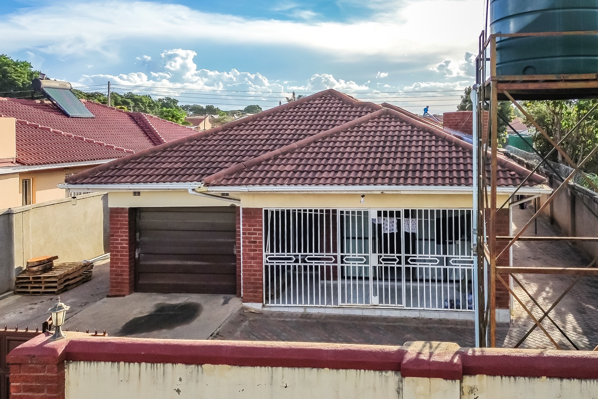 House for sale in Waterfalls, Zimbabwe - 3ZB1725206