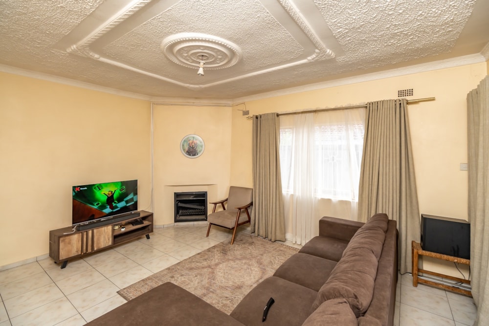 House for sale in Waterfalls, Zimbabwe - 3ZB1725206