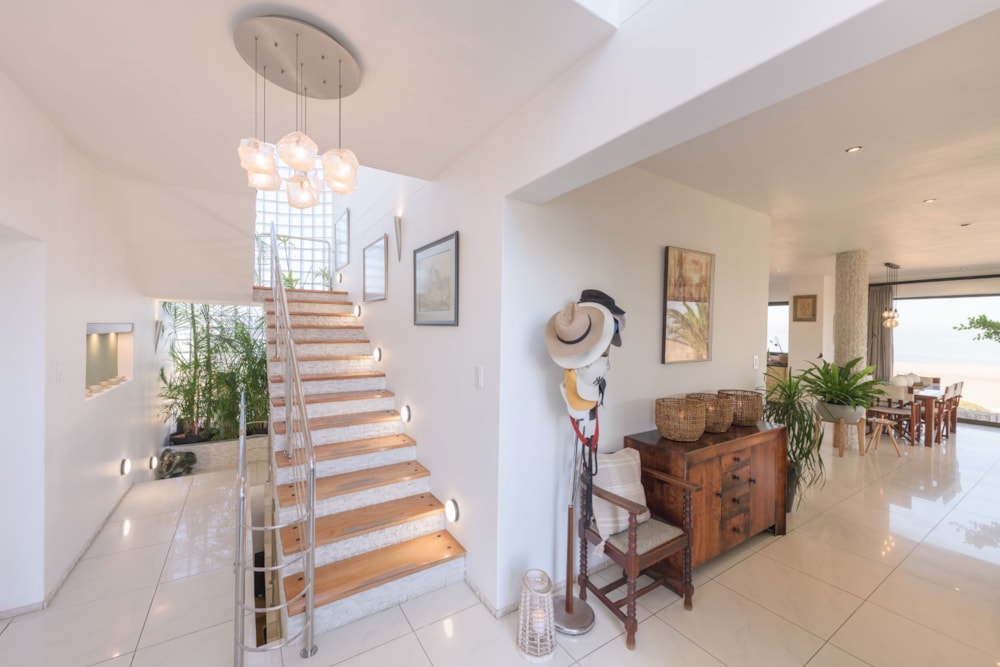 House for sale in Dolphin Beach, Namibia - 3NM1726724 House for sale in Dolphin Beach, Namibia - 3NM1726724