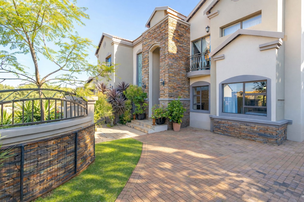 House for sale in Midstream Estate - CN1734183