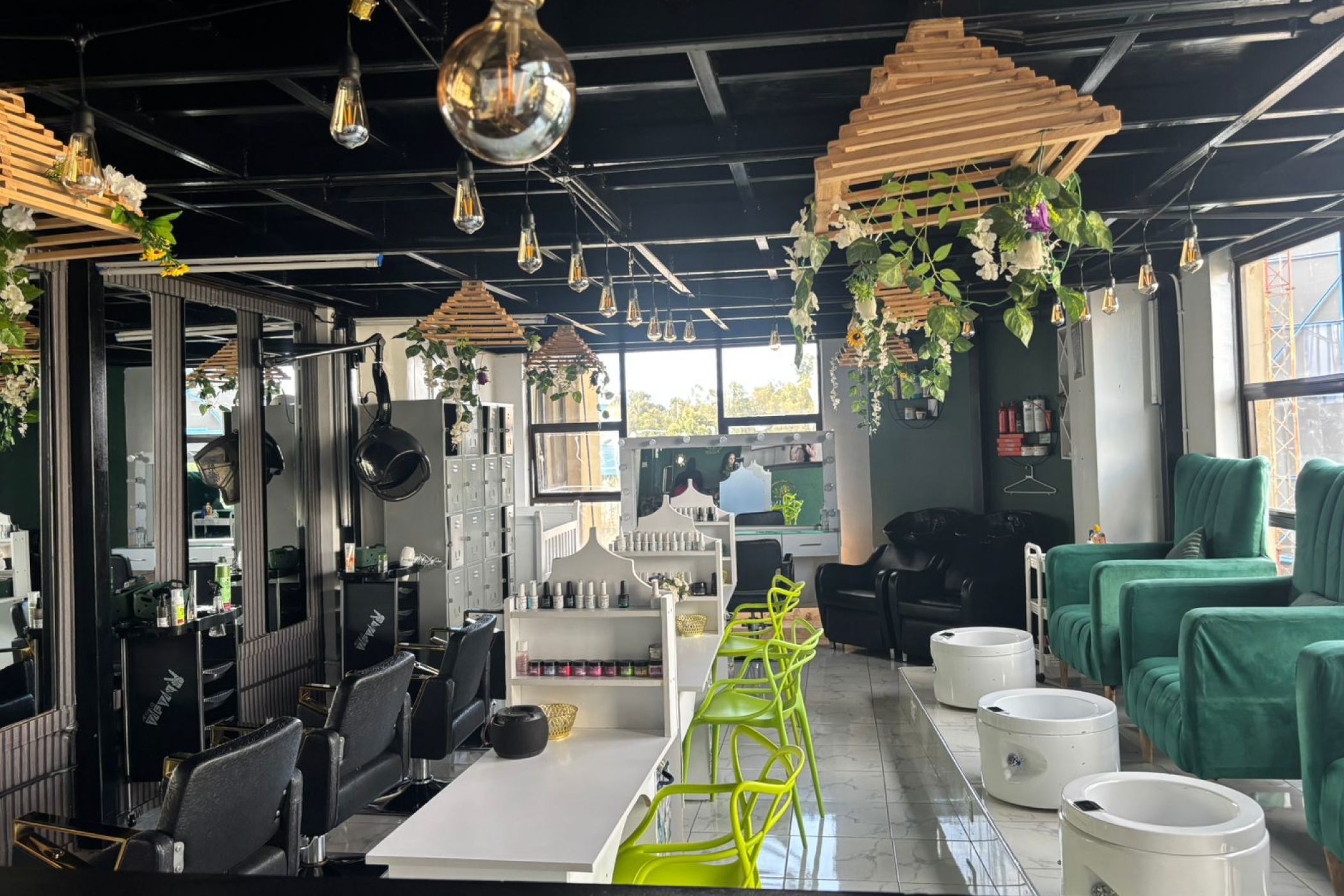 Commercial Building for sale in Nairobi, Kenya - 3KE1734098