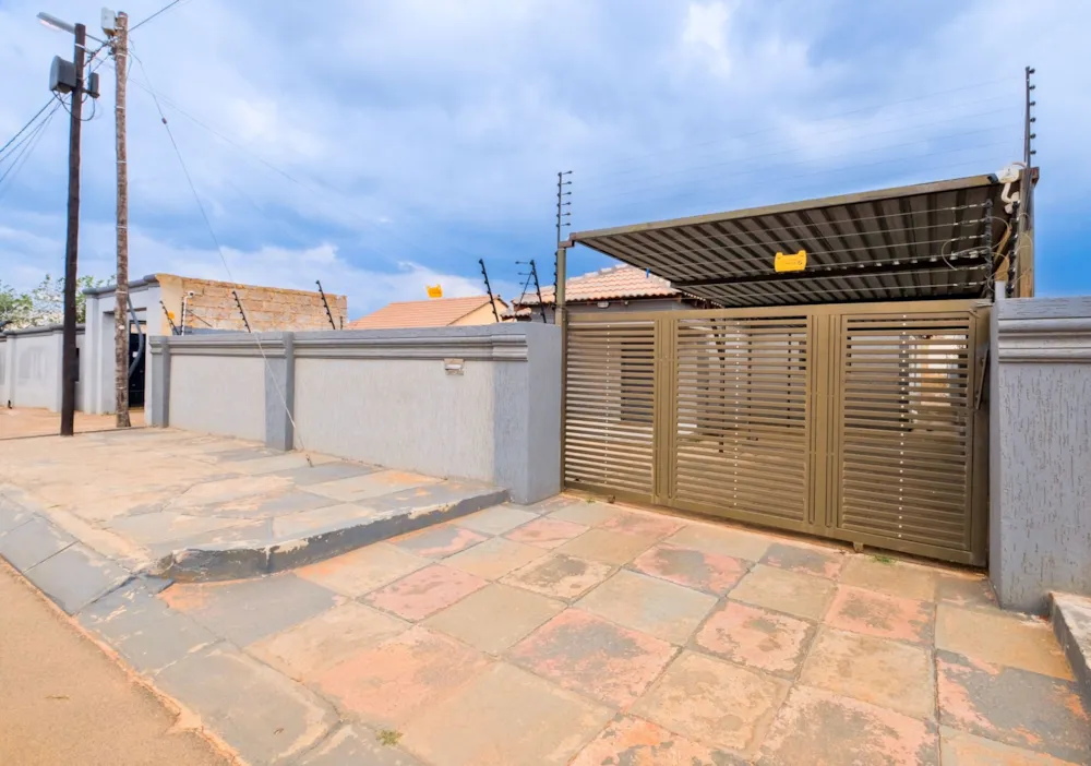 House for sale in Protea Glen - RDT1731709 House for sale in Protea Glen - RDT1731709