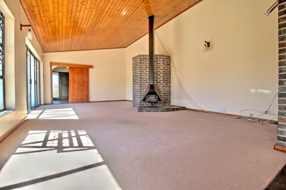 House to rent in Panorama, Parow - 1PLA1734779 House to rent in Panorama, Parow - 1PLA1734779