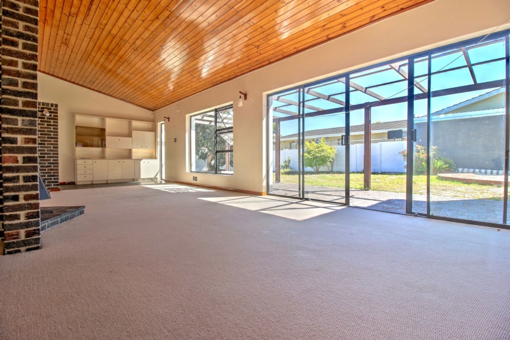 House to rent in Panorama, Parow - 1PLA1734779 House to rent in Panorama, Parow - 1PLA1734779