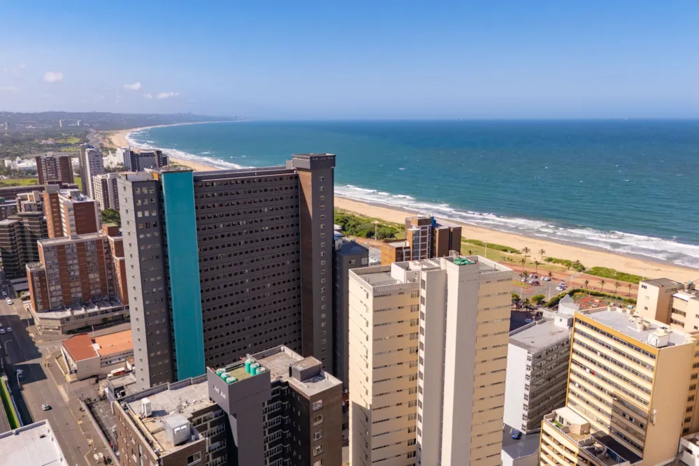 Apartment for sale in North Beach Durban - 1DA1732756 Apartment for sale in North Beach Durban - 1DA1732756