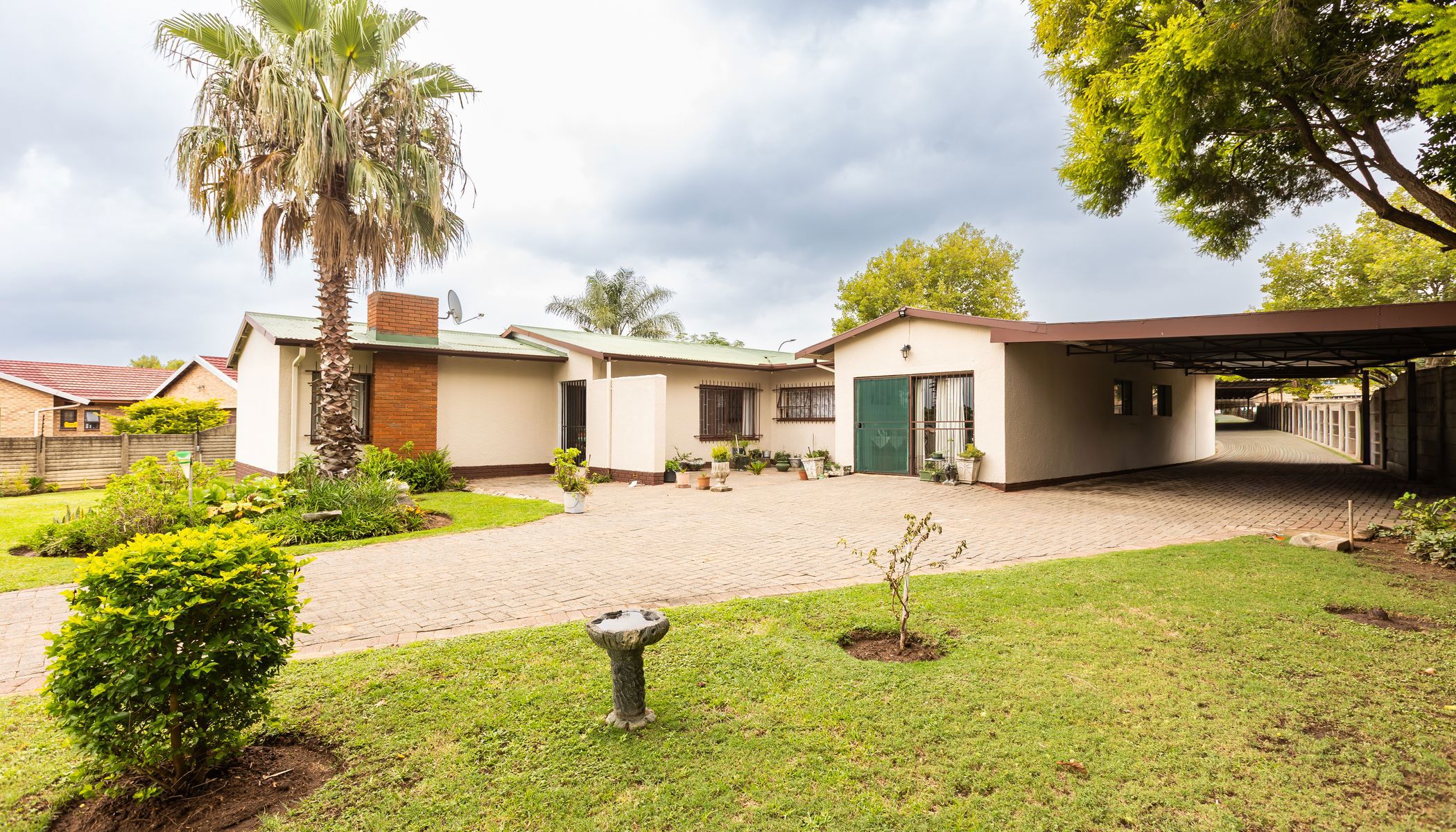 House for sale in Pioneer Park - 1NW1729639