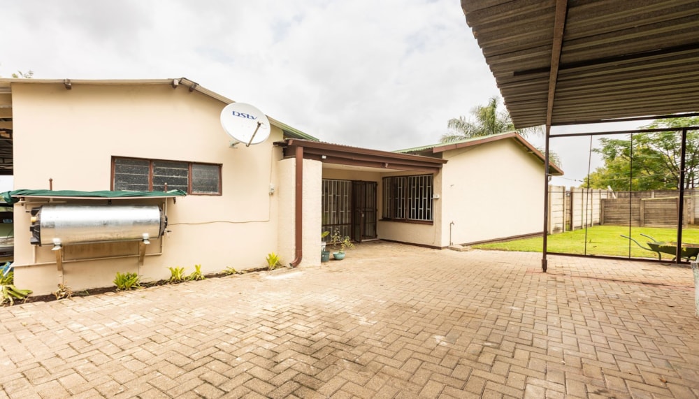 House for sale in Pioneer Park - 1NW1729639