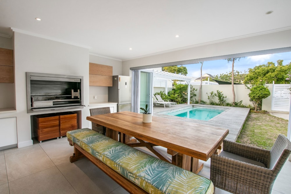 House for sale in Thesen Islands - 1KG1731839