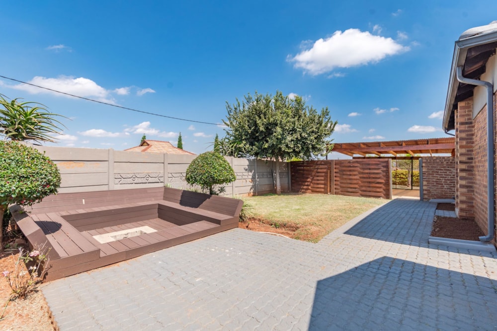 House for sale in Clayville - KTP1730657