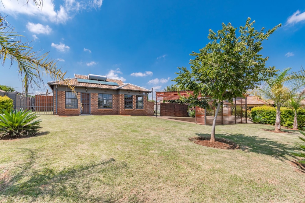 House for sale in Clayville - KTP1730657 House for sale in Clayville - KTP1730657