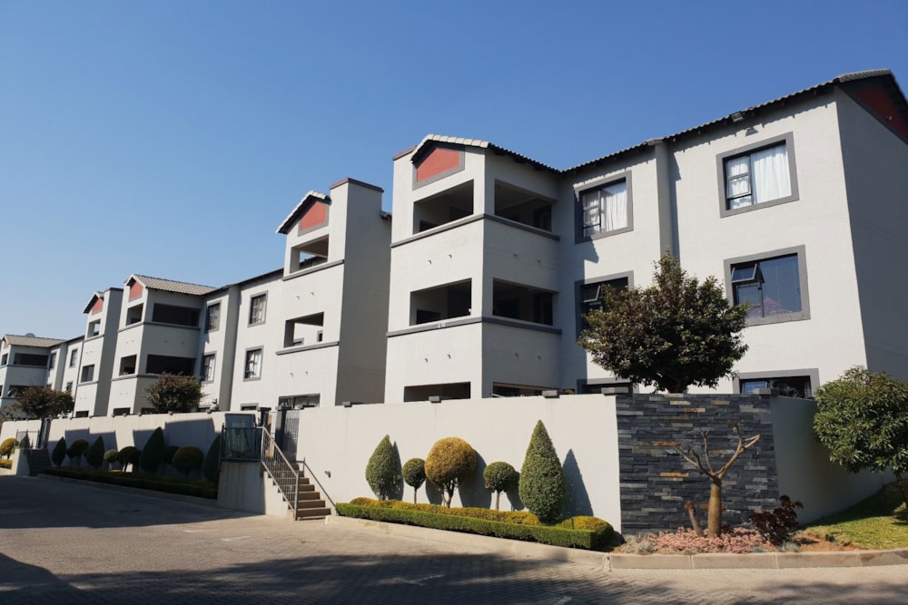 Apartment to rent in Honeydew, Roodepoort - RAL1732654