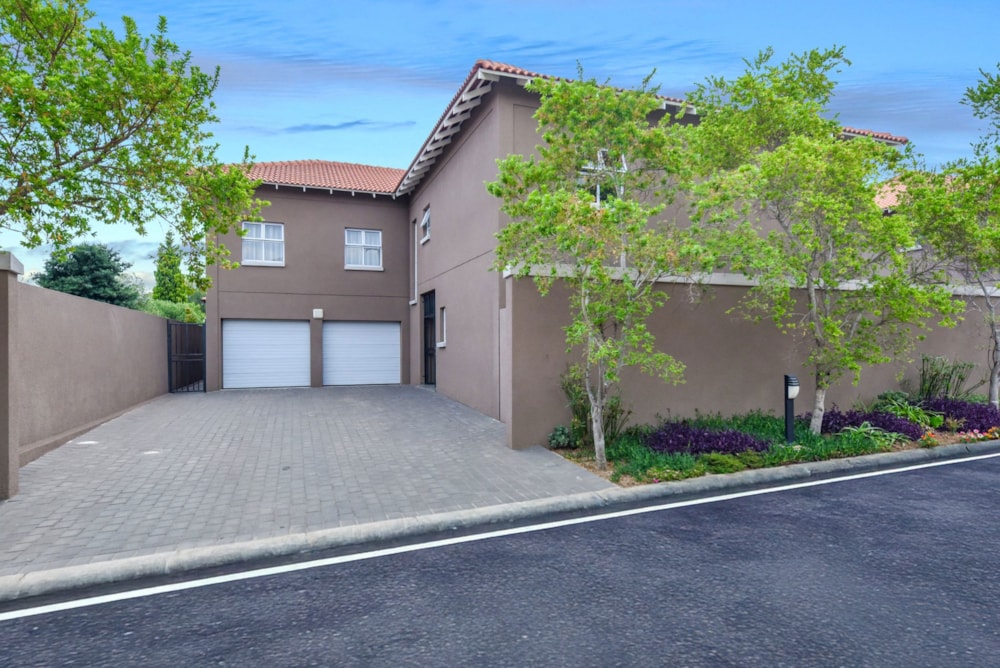 Double-storey house for sale in Craigavon - FW1732006